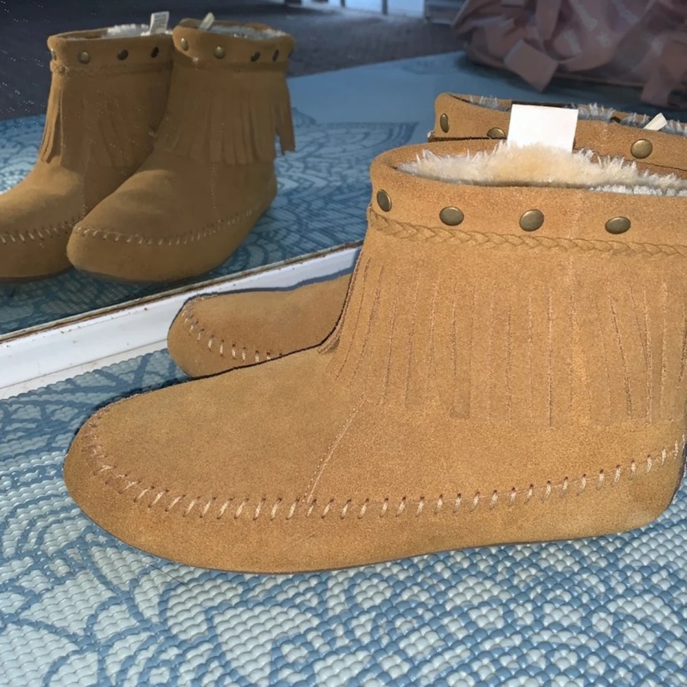 Lucky brand moccasin booties